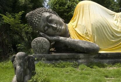 塑石假山(shān)制作注意事项 塑石假山(shān)制作注意事项